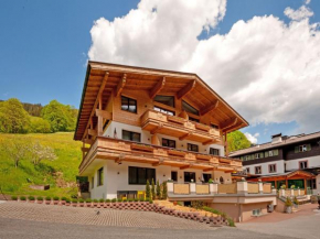 Gorgeous Apartment in Saalbach with Sauna near Ski Slopes